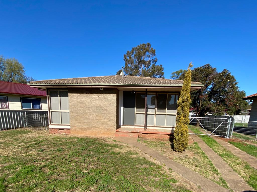 36 Cedar Cres, Forbes, NSW 2871