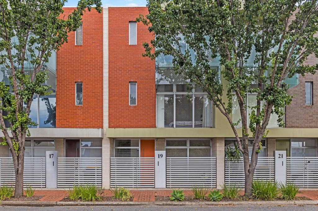 19 Charlotten St, Port Adelaide, SA 5015