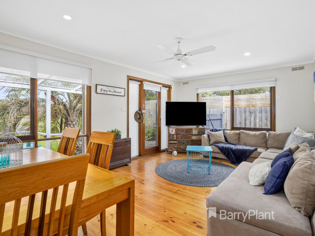 222 Eastbourne Rd, Rosebud, VIC 3939