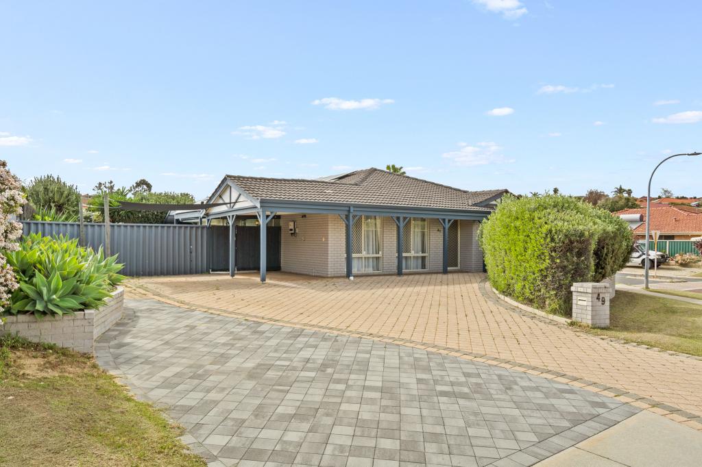 49 Stonehaven Pde, Kinross, WA 6028