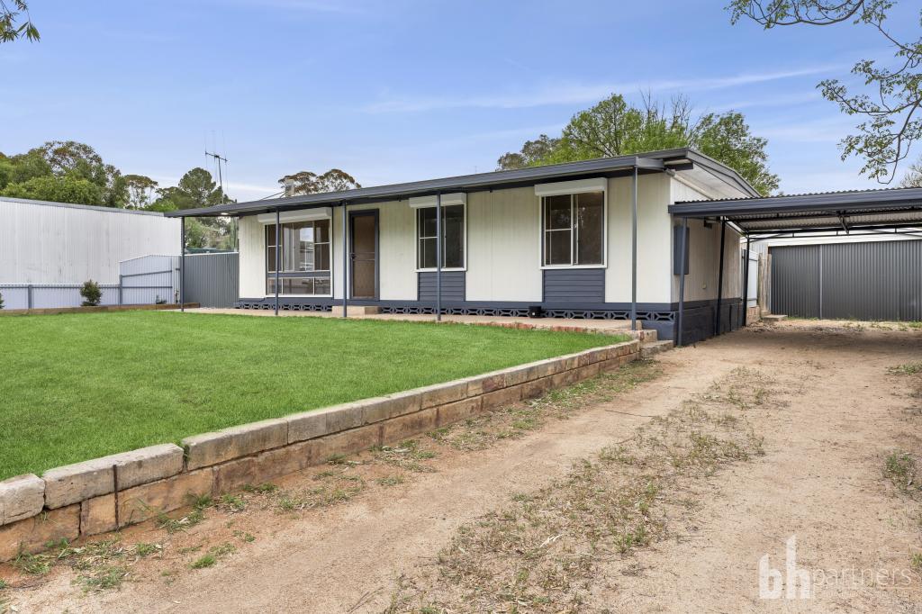 1 Borneo St, Loxton North, SA 5333