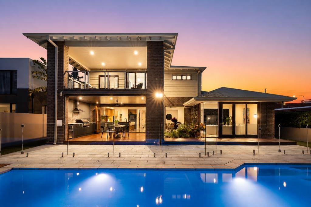 86 Rio Vista Bvd, Broadbeach Waters, QLD 4218