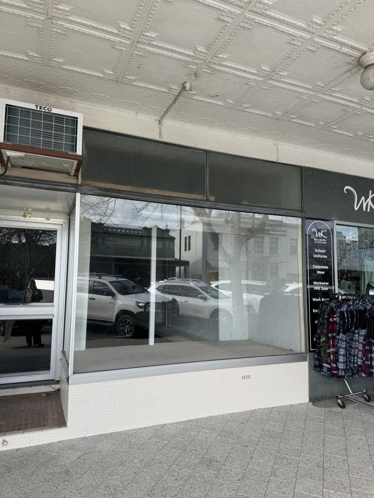 48 Wynyard St, Tumut, NSW 2720