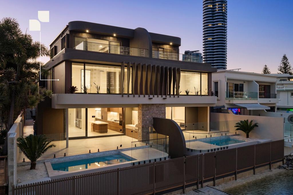 2/23 TARCOOLA CRES, SURFERS PARADISE, QLD 4217