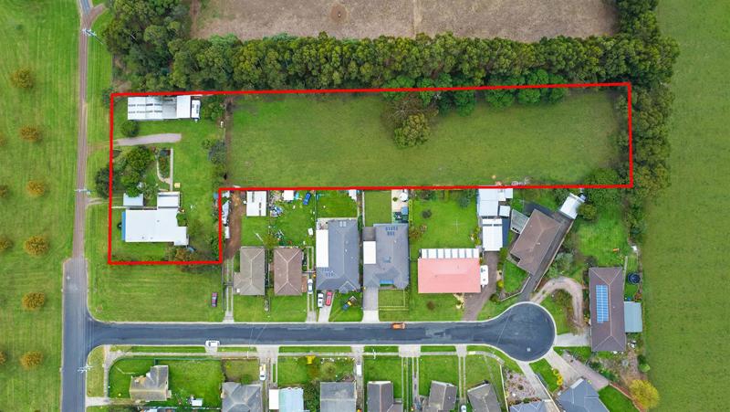 80 Thomson St, Terang, VIC 3264