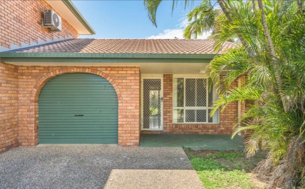 2/9 Kawana Cl, Kawana, QLD 4701