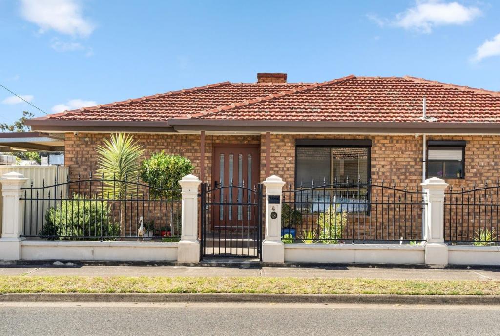 4 Link St, Royal Park, SA 5014