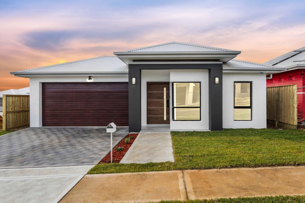 28 Todman St, Menangle Park, NSW 2563