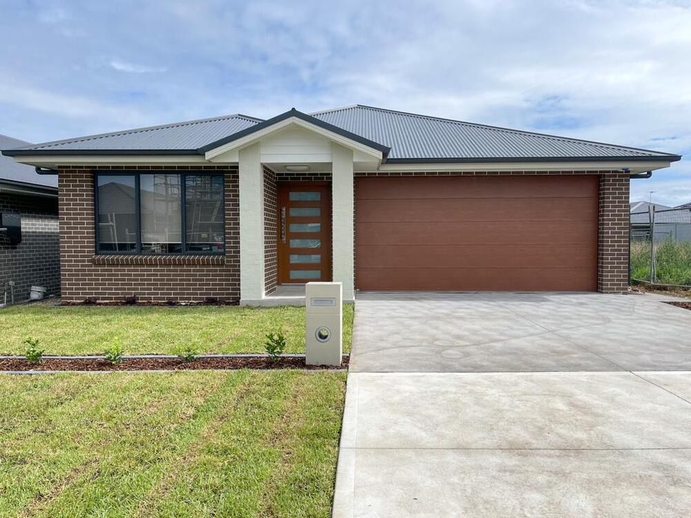 42 Heffernan St, Catherine Field, NSW 2557