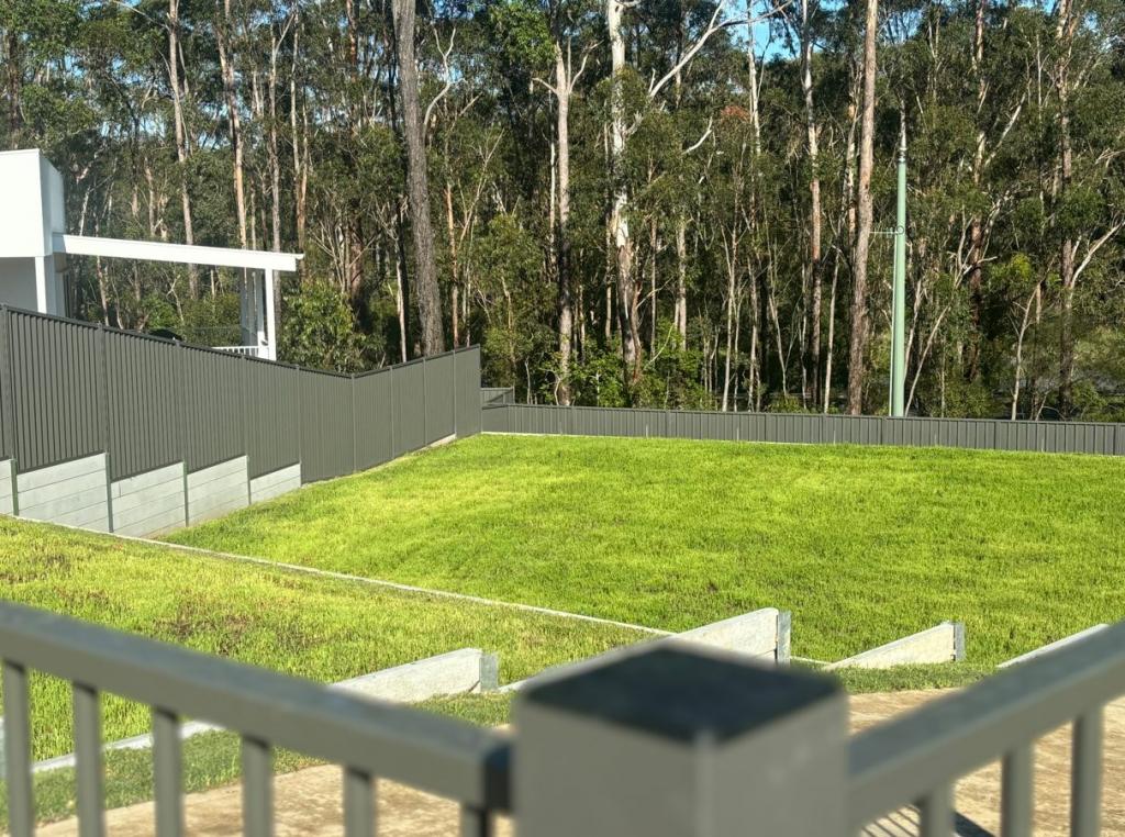 19 Humpback Cres, Safety Beach, NSW 2456