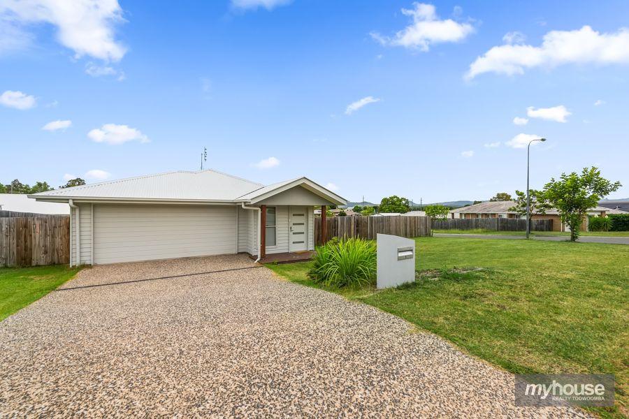 1 AMANDA PL, HELIDON, QLD 4344