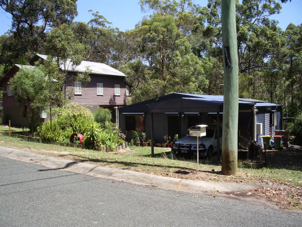 47 Shore St, Russell Island, QLD 4184