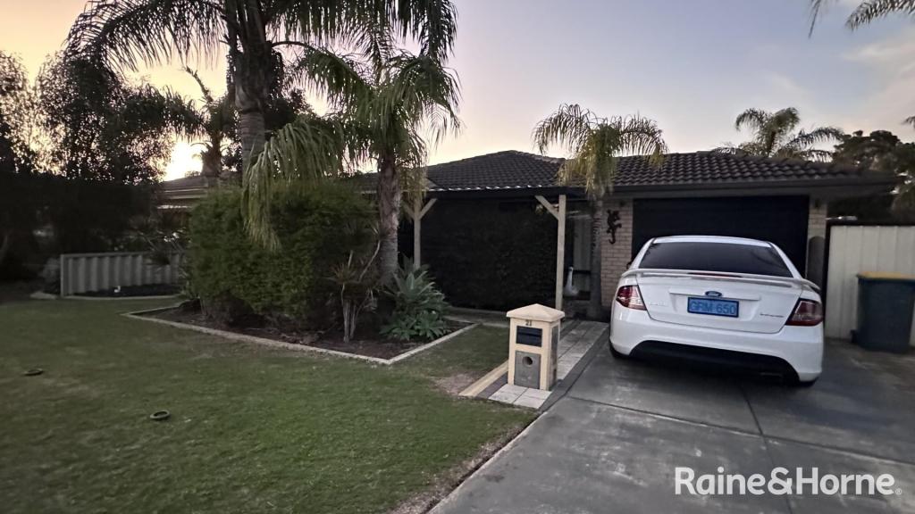 21 BORAH CT, CAVERSHAM, WA 6055