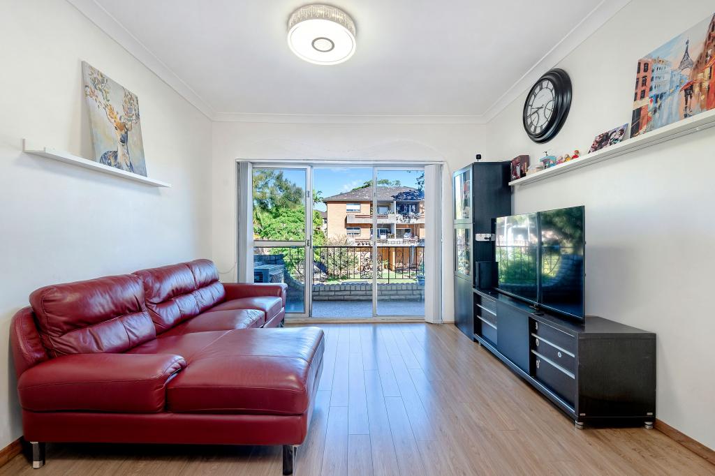 4/6 Carnarvon St, Carlton, NSW 2218