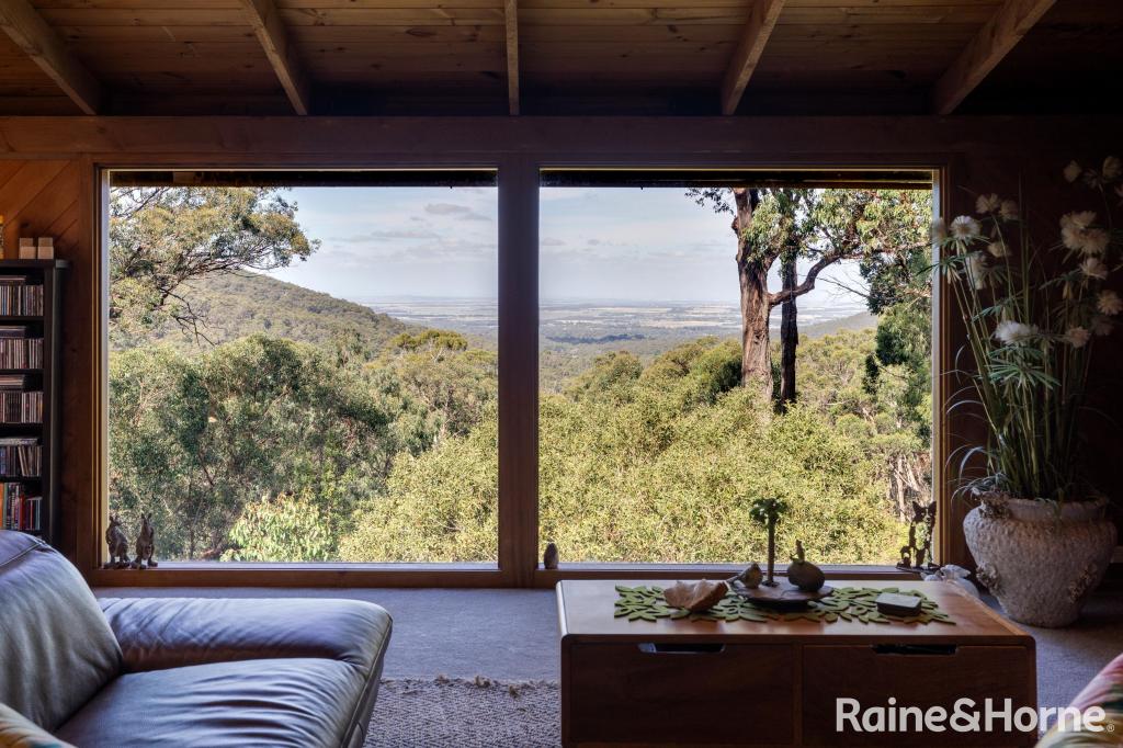 670 Gap Rd, Riddells Creek, VIC 3431