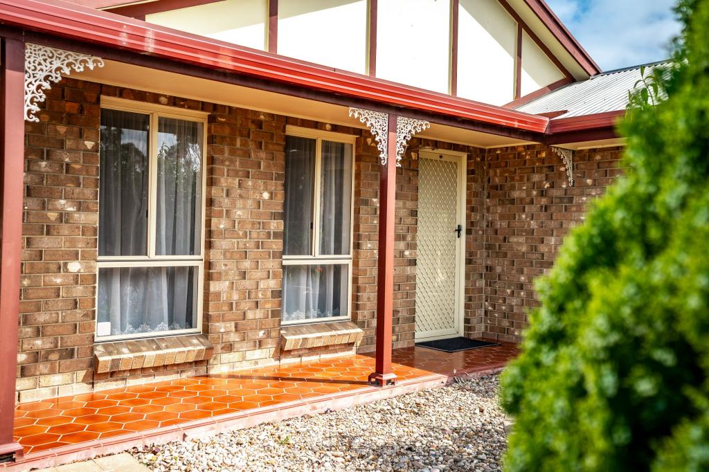 7 Manly Gr, Hayborough, SA 5211