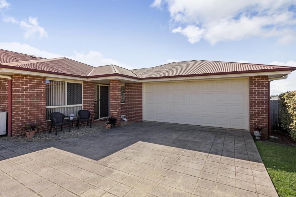 1/17a Horrocks Cres, Kearneys Spring, QLD 4350