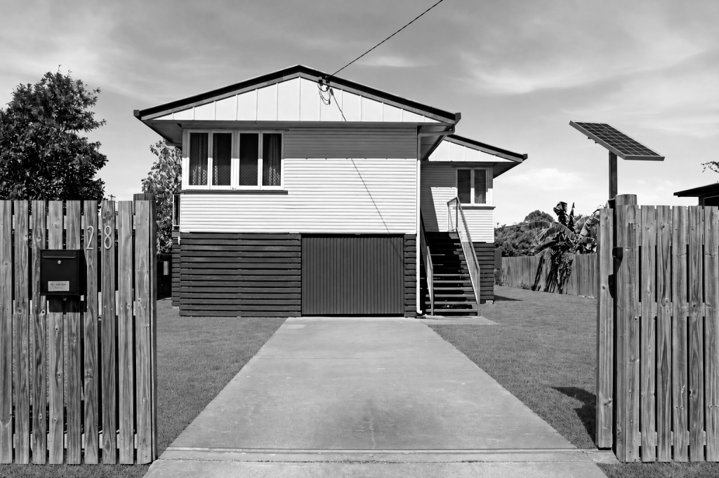 28 CLARKE ST, GARBUTT, QLD 4814