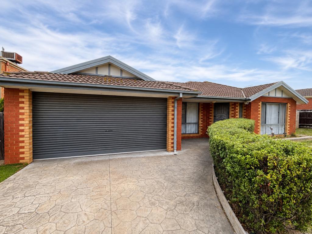 3 Winterton Ct, Hallam, VIC 3803
