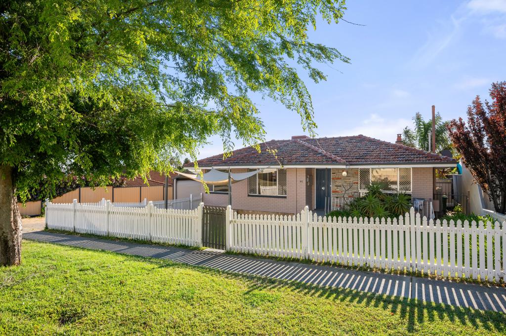 95 York St, Beaconsfield, WA 6162