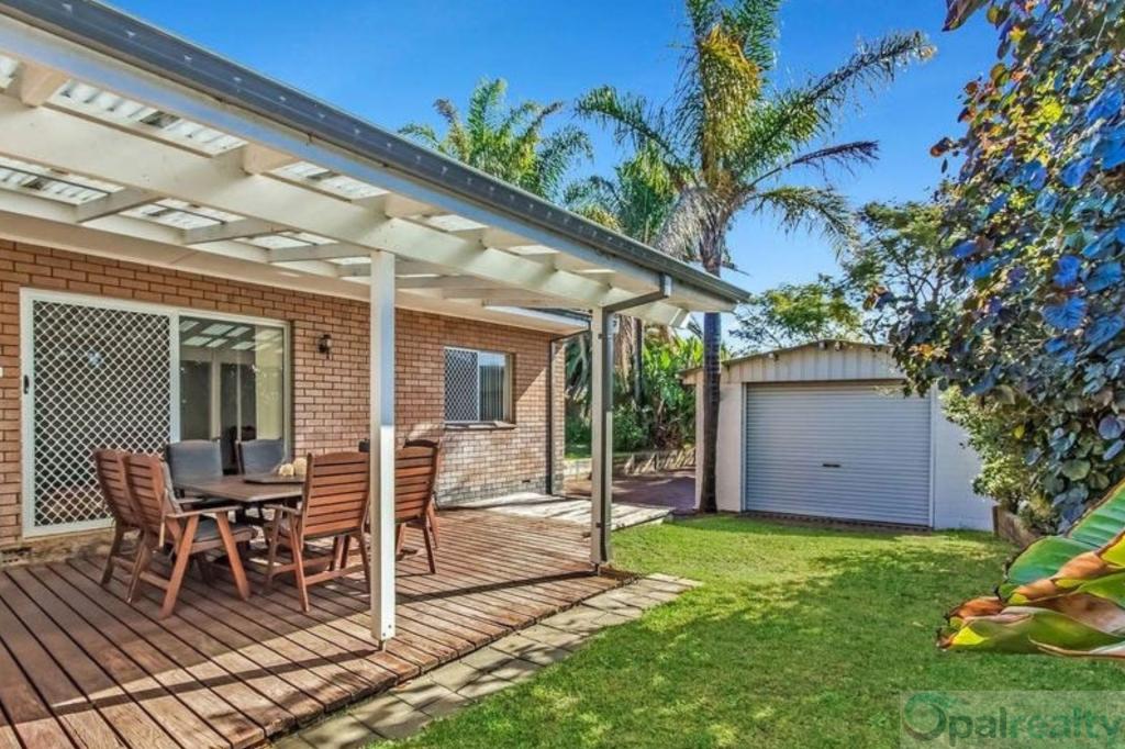 85 Dampier Dr, Golden Bay, WA 6174