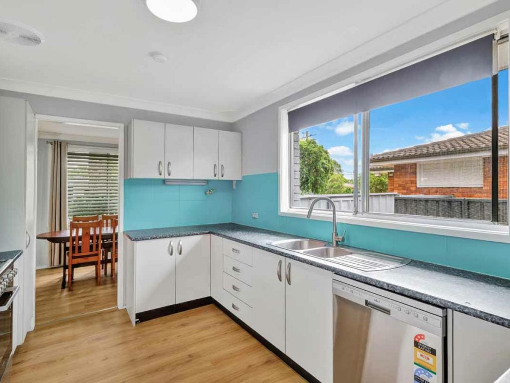 44 & 44a Gwandalan St, Emu Plains, NSW 2750