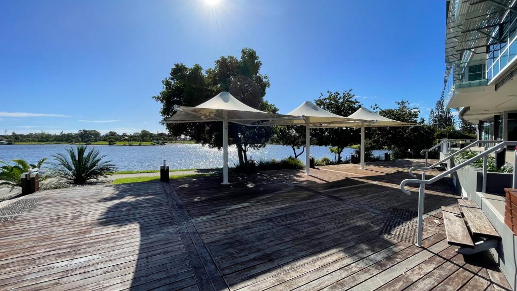 1/10-24 LAKE KAWANA BVD, BOKARINA, QLD 4575