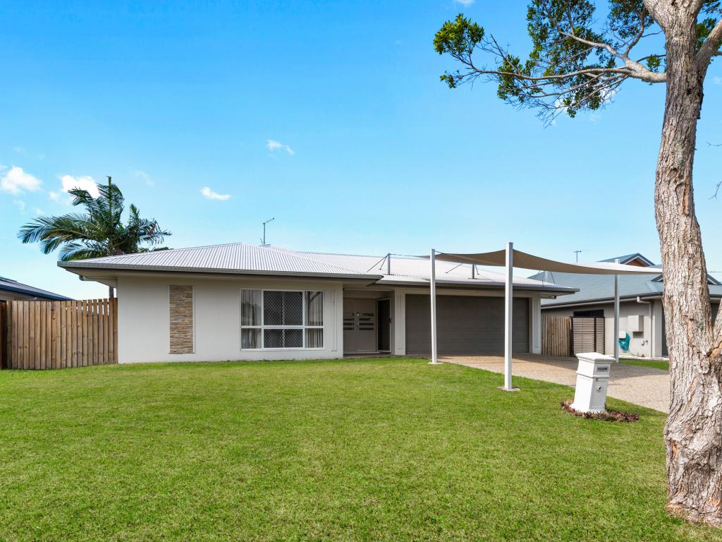 11 Hopkins St, White Rock, QLD 4868