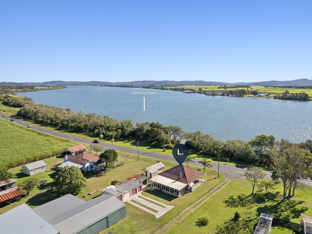 890 Yamba Rd, Palmers Island, NSW 2463