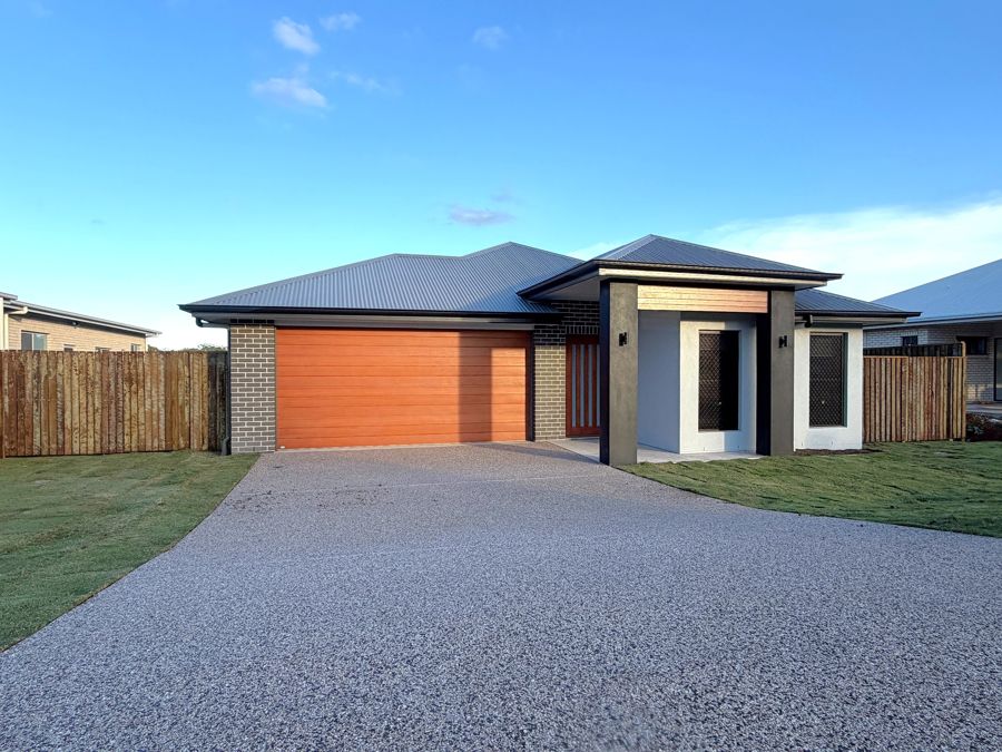 16 ST ANDREWS CRES, HIGHFIELDS, QLD 4352