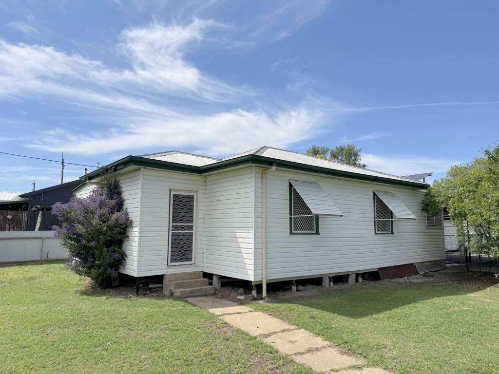 2 BINGARA RD, MOREE, NSW 2400