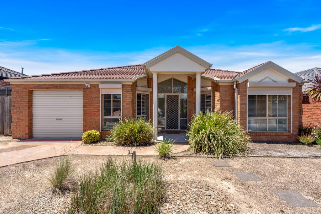 3 KIPPAX ST, SUNBURY, VIC 3429