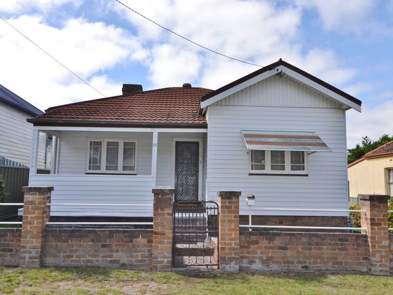 11 Laidley St, Morts Estate, NSW 2790
