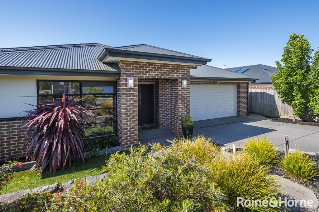 18 Morand St, Gisborne, VIC 3437