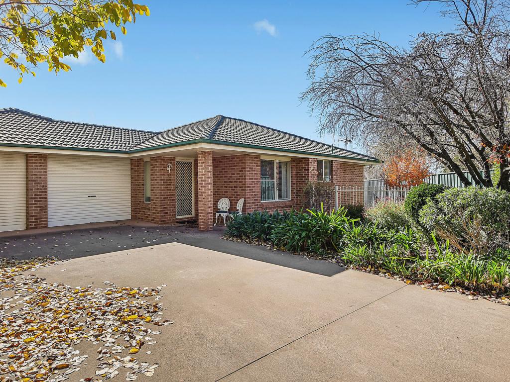 2/26 WOODSIDE CL, MUDGEE, NSW 2850