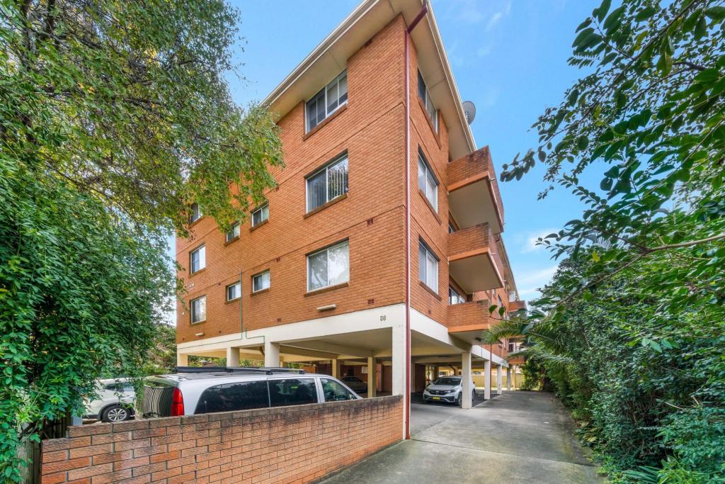 6/38 Hardy St, Fairfield, NSW 2165
