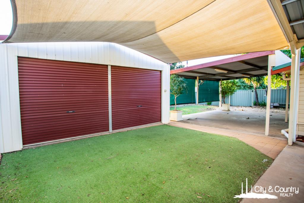 33 Buckley Ave, Mount Isa, QLD 4825
