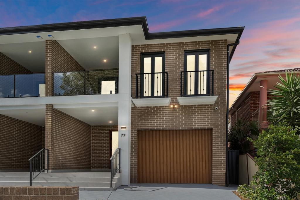 77 Chaseling St, Greenacre, NSW 2190