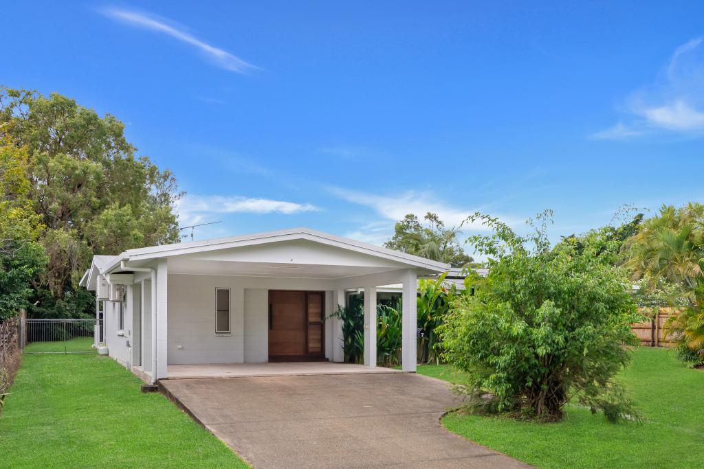 7 Unity St, Clifton Beach, QLD 4879