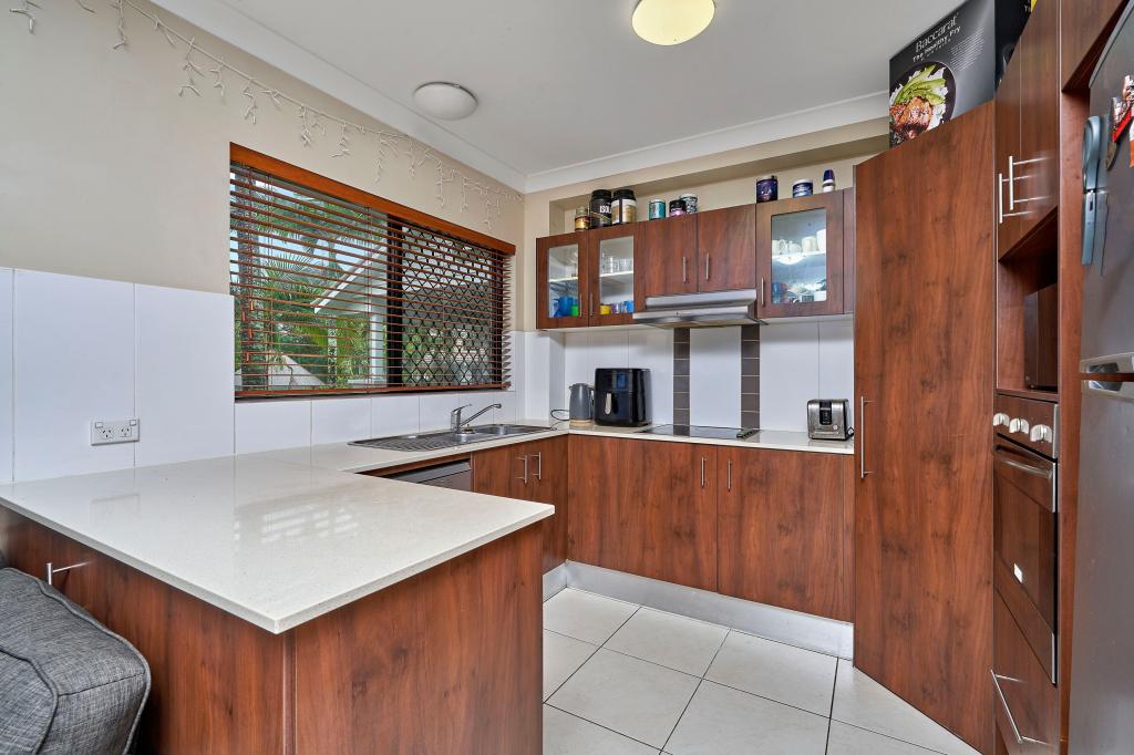 78/1-15 Robson St, Mooroobool, QLD 4870