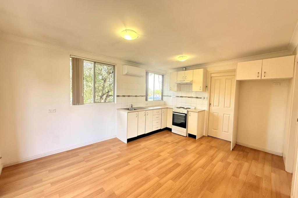 2/34 Blackett St, Kings Park, NSW 2148