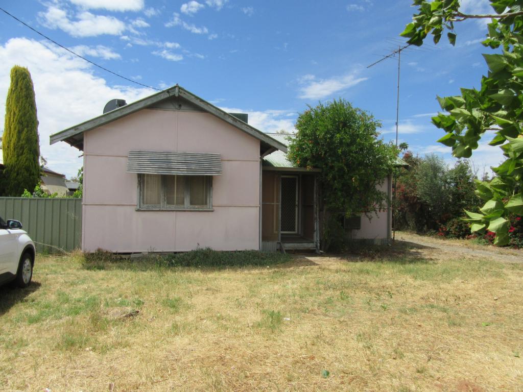 51 Carter St, Three Springs, WA 6519