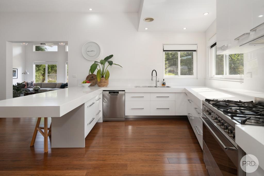 57 Hocking Ave, Mount Clear, VIC 3350