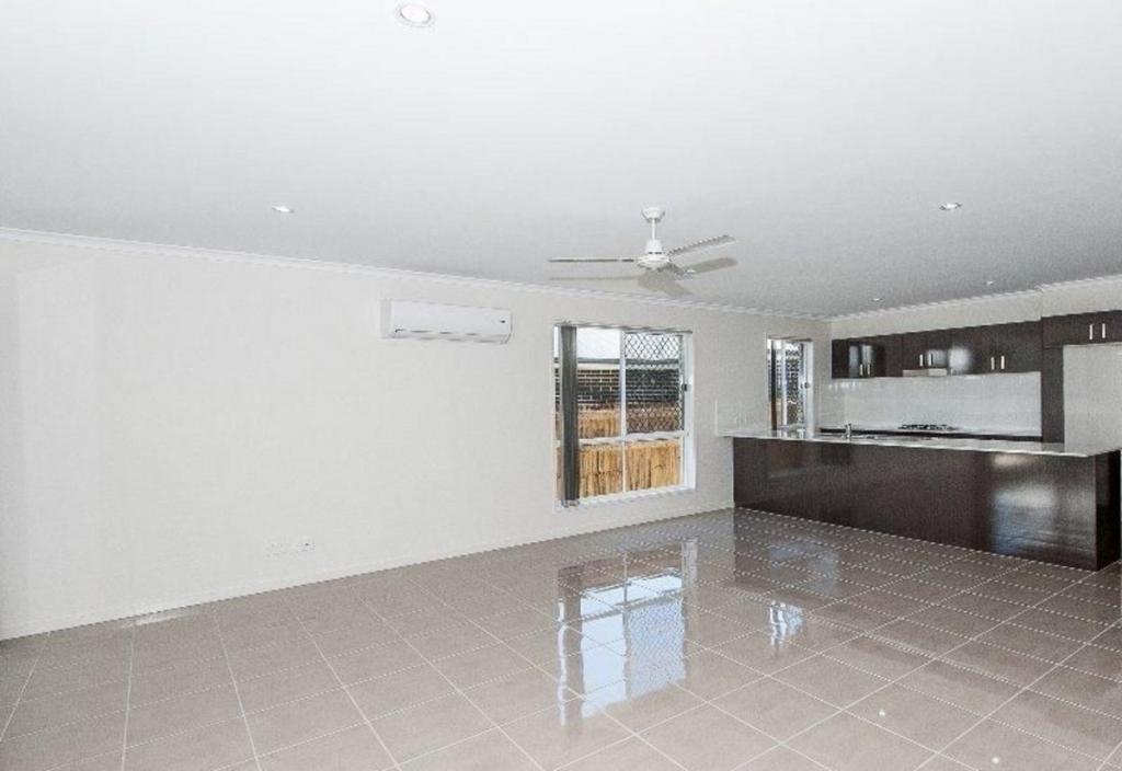 33 Apple Cct, Griffin, QLD 4503