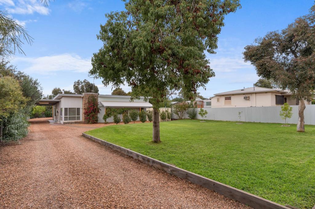 68 Eleanor Tce, Murray Bridge, SA 5253
