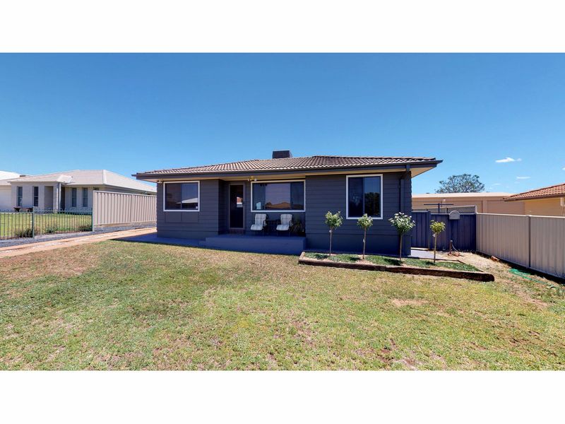 11 Pinnaroo Pl, Dubbo, NSW 2830