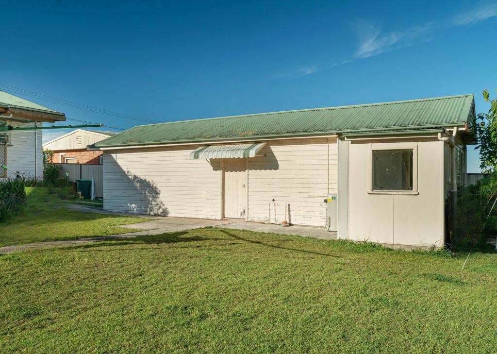 6a Maiden Ave, Taree, NSW 2430