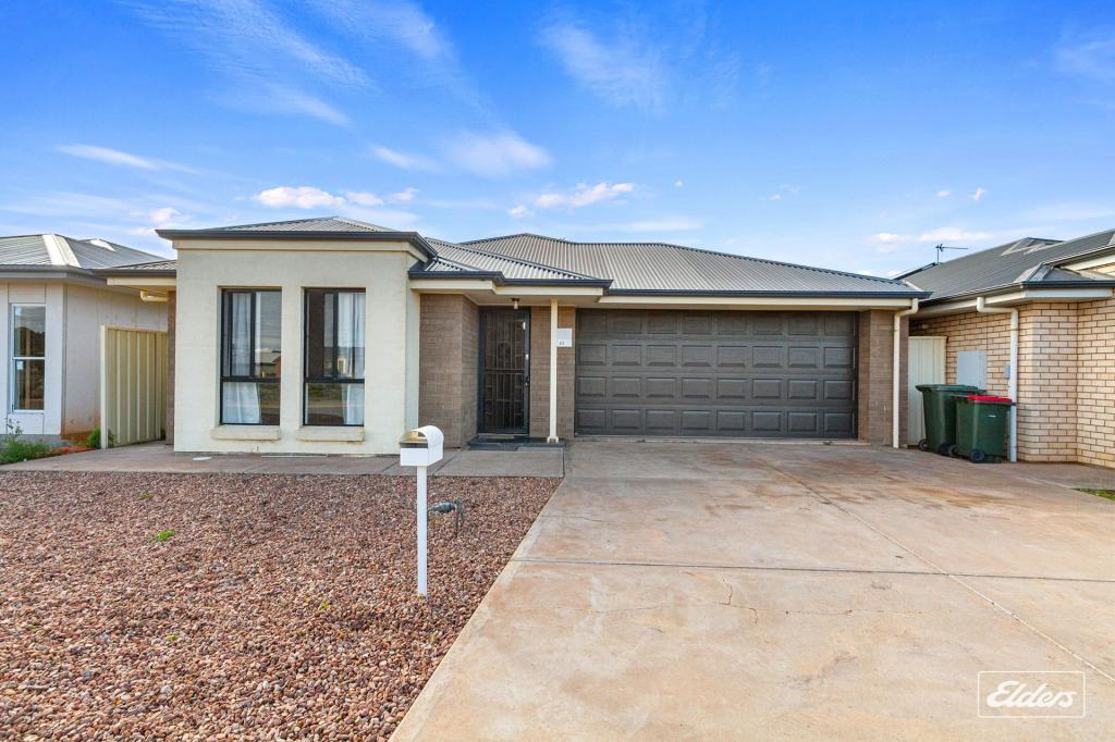 43 VERN SCHUPPAN DR, WHYALLA NORRIE, SA 5608