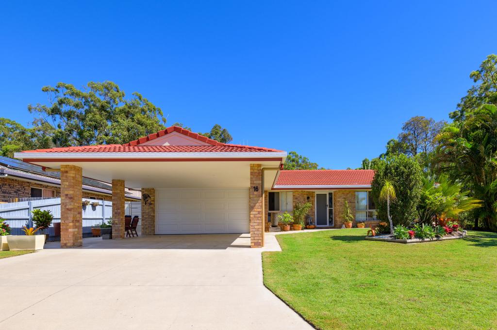 16 Bomburra Ct, Rainbow Beach, QLD 4581