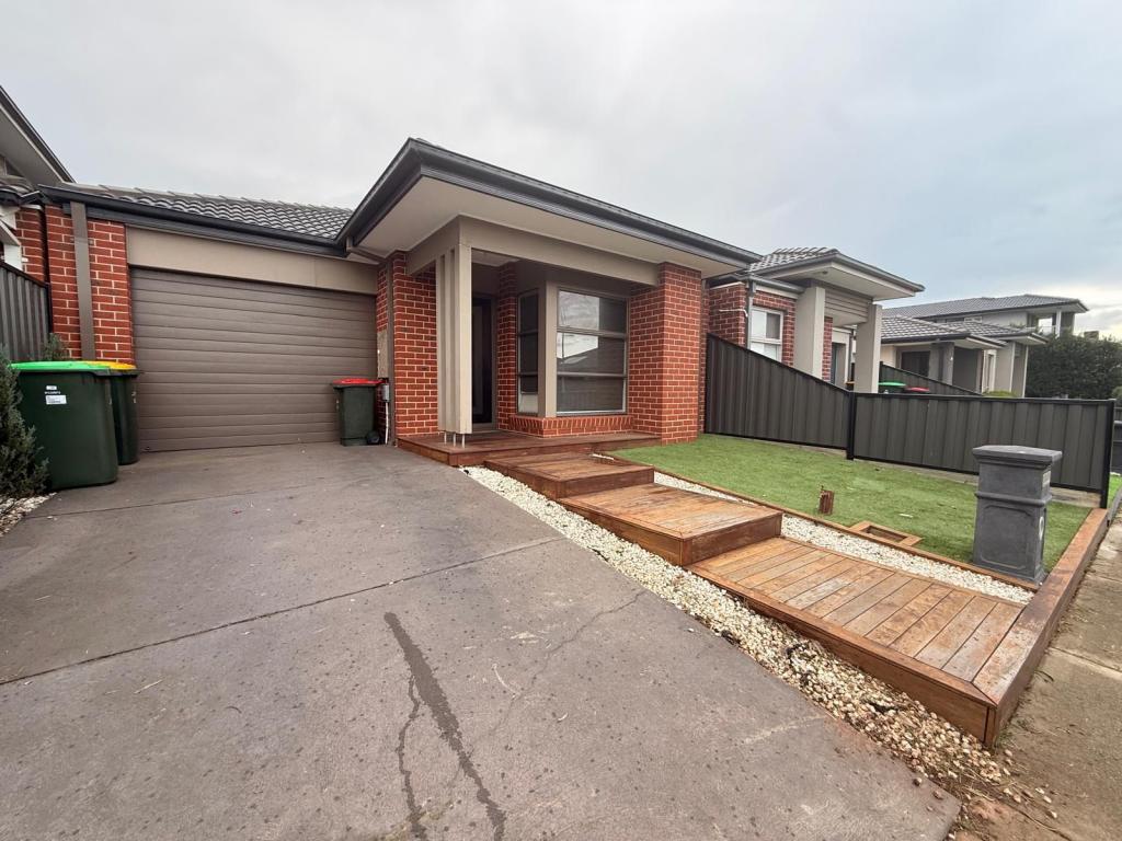 25 Pennyroyal Ave, Truganina, VIC 3029